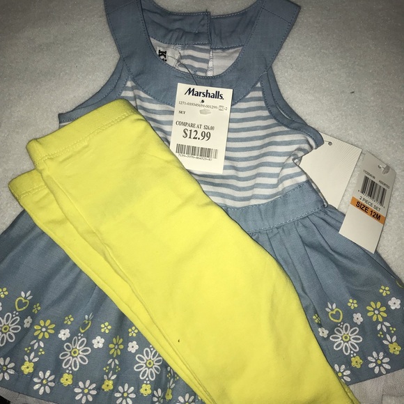 12month clothes - Picture 2 of 2